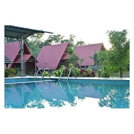 The Horse & Chariot Hotel Madikeri Luaran gambar