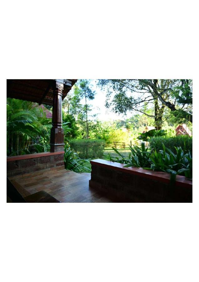 The Horse & Chariot Hotel Madikeri Luaran gambar