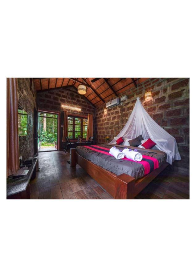 The Horse & Chariot Hotel Madikeri Luaran gambar