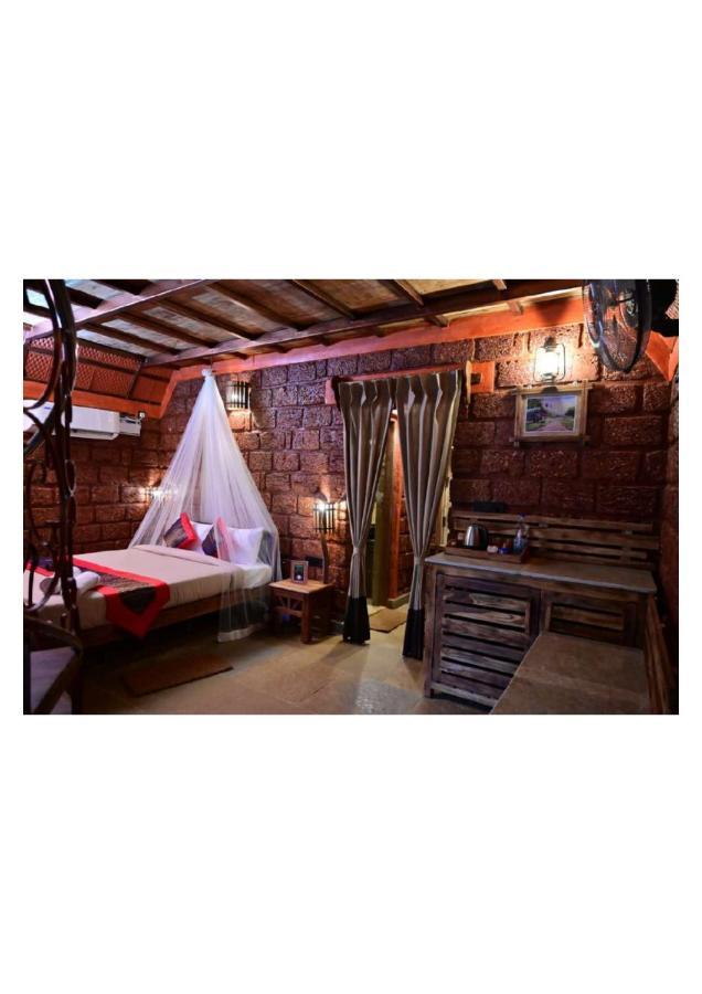 The Horse & Chariot Hotel Madikeri Luaran gambar