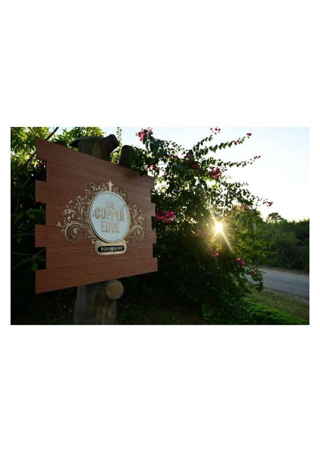 The Horse & Chariot Hotel Madikeri Luaran gambar