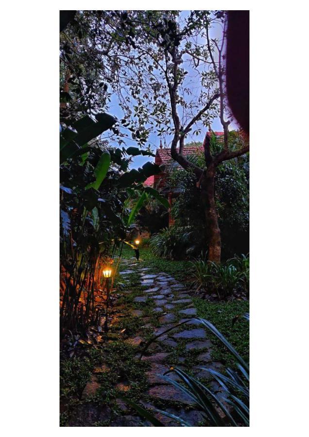 The Horse & Chariot Hotel Madikeri Luaran gambar